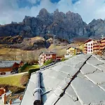 Octogon - Free Parking - Wii - Sportarena Leukerbad